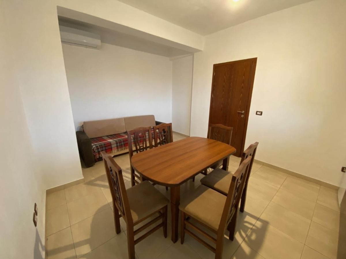 Vila Bali Durres Exterior photo