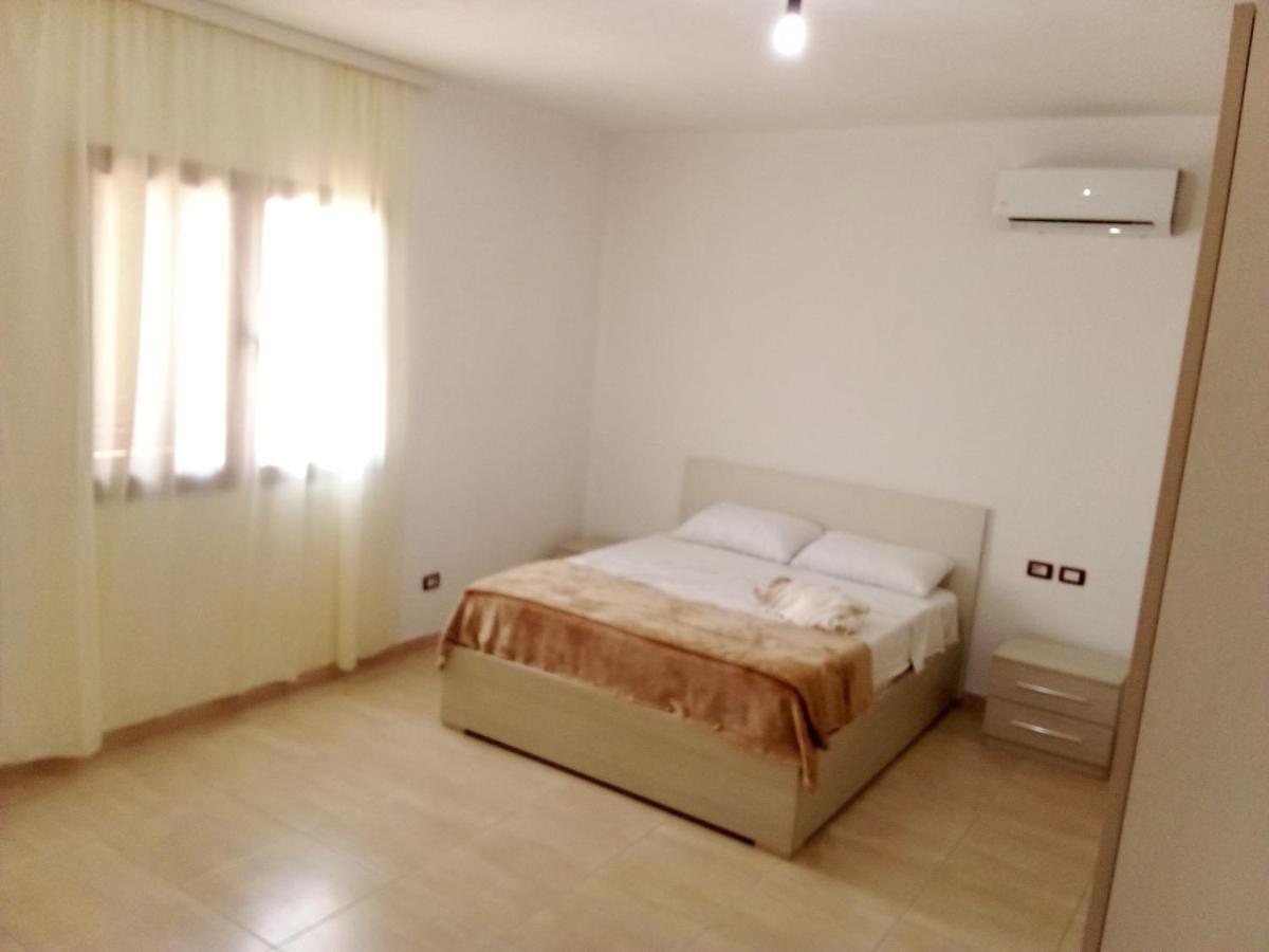 Vila Bali Durres Exterior photo